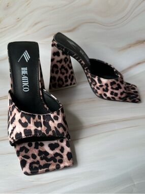 The Attico Leopard Print Sculptural Heel Mules EU 36 / US 6 Trendy Summer Heels